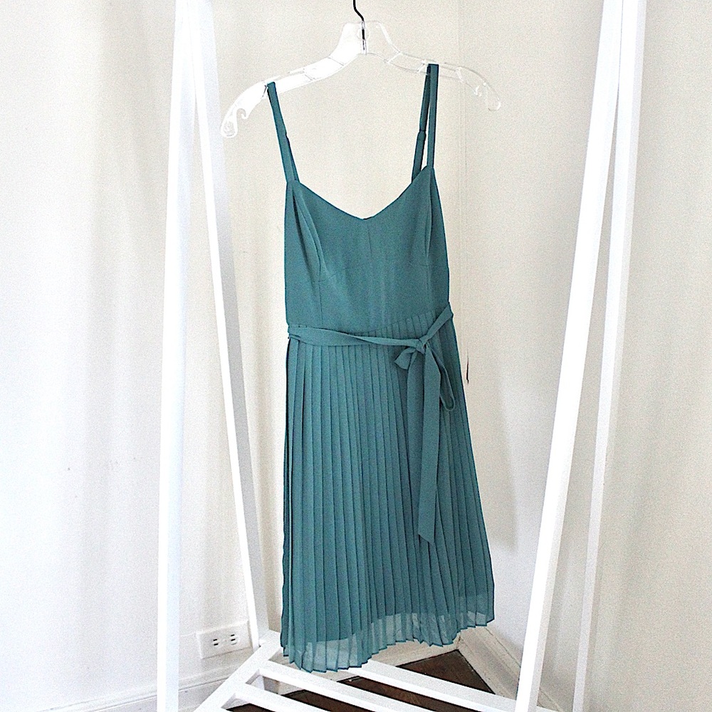 ModCloth Turquoise Pleated Dress